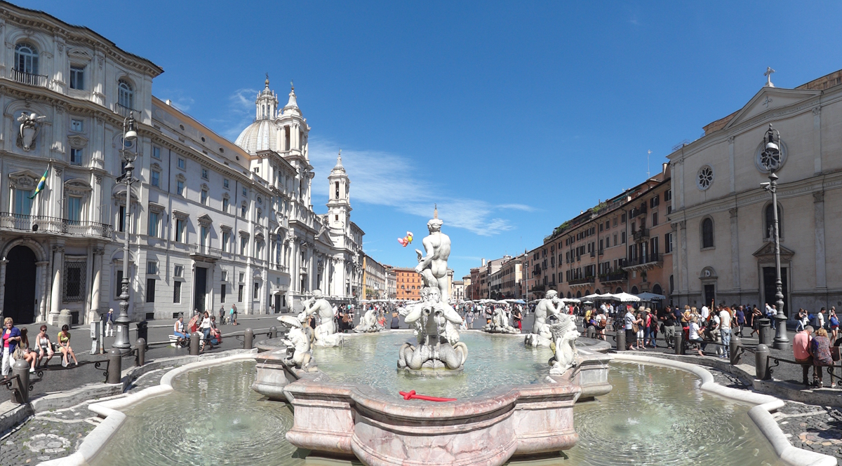 Piazza Navona, 14 h 30